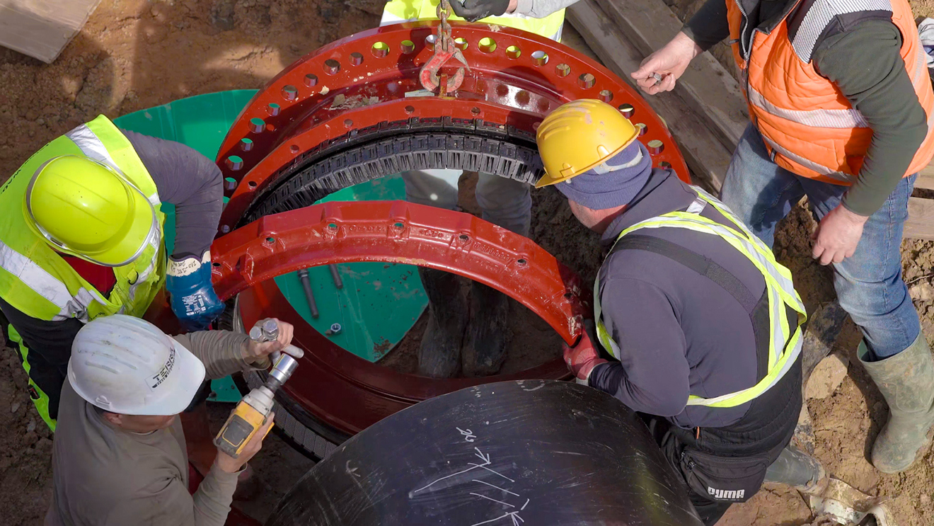 DN 1000 Multi/Joint beépítése Pécsen